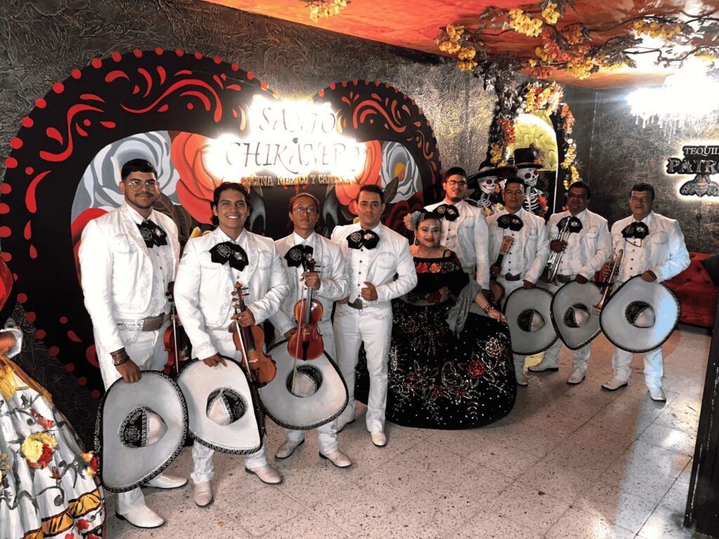 Grupo de mariachi en Cali